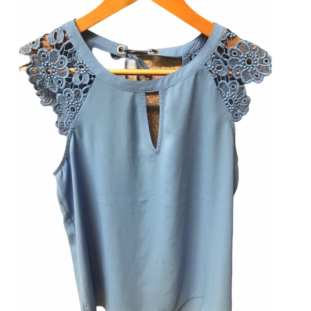 Express blue lace detail sleeveless blouse S